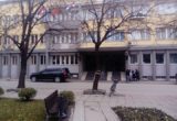Мерцедес испред Скупштине Јагодине